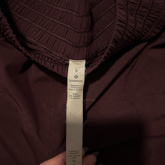 Lululemon wide legged pants - Picture 2 of 3